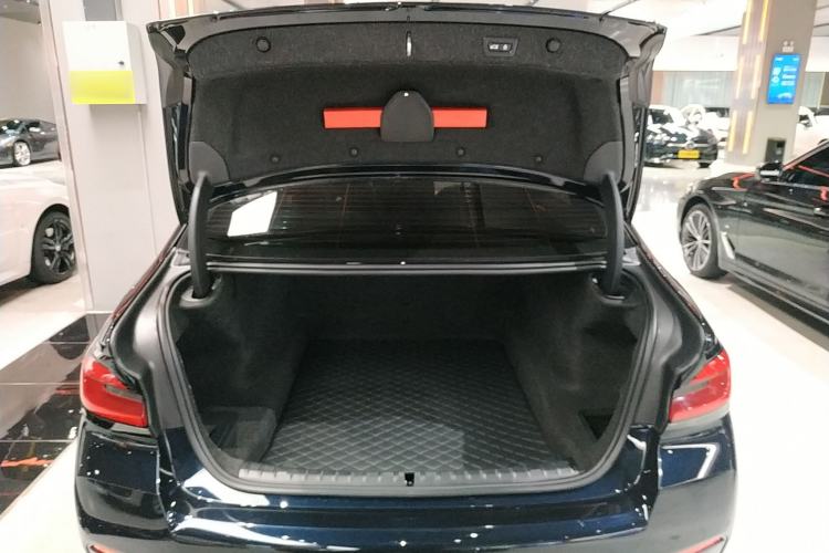 Used BMW 5 Series 2023 530Li Leading Model M Sport Package
