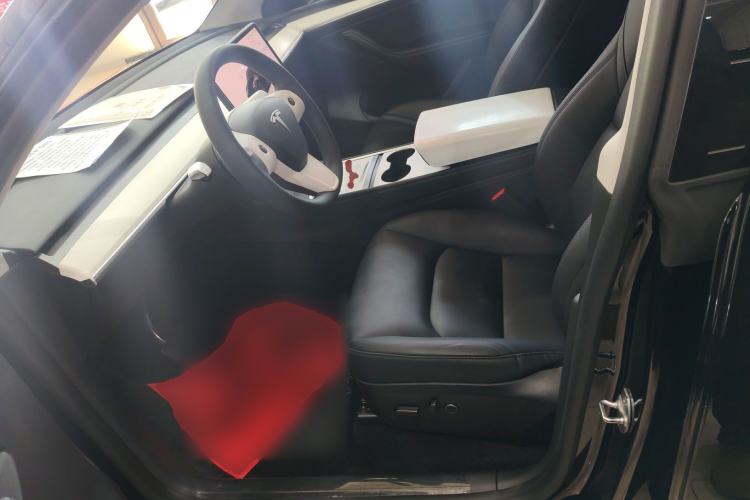 Used Tesla Model Y 2023 Rear-Wheel-Drive Version