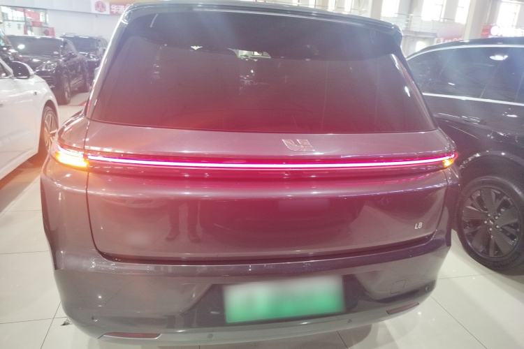 Used Li Auto L8 2023 Pro Model
