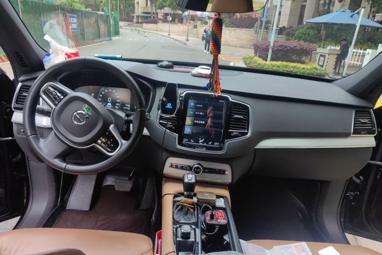 Used Volvo XC90 2017 T5 Zhiyi Edition 5-seater Center Console