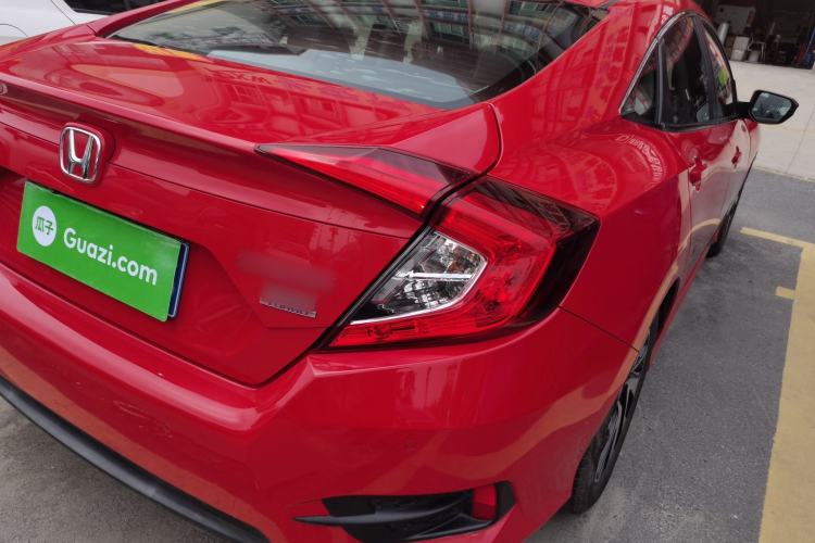 Used Honda Civic 2016 220TURBO CVT Luxury Edition Exterior 3