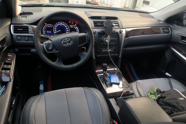 Used Toyota Camry 2016 2.0G 10th Anniversary Leading Edition