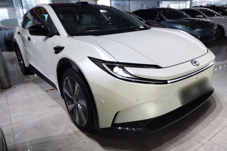 Used Toyota bZ5 2025 Model 550 PRO Smart Driving Edition
