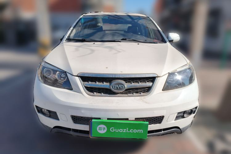Used BYD S6 2013 Jingyue Edition 2.0L Manual Luxury Model 5 Seats