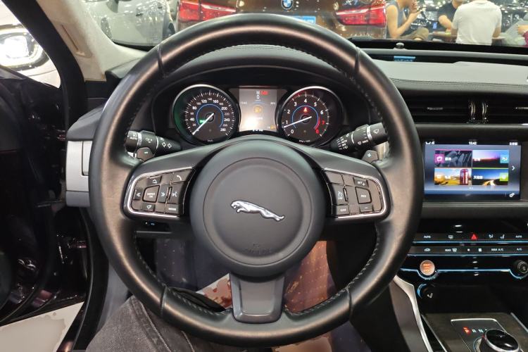 Used Jaguar XFL 2017 XFL 2.0T 200PS Luxury Edition
