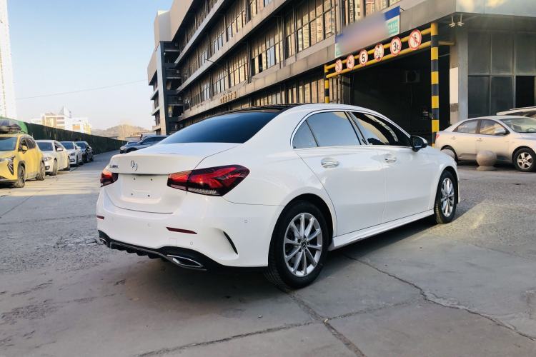 Used Mercedes-Benz A-Class 2020 Restyled A 200 L Sport Sedan Fashion Version
