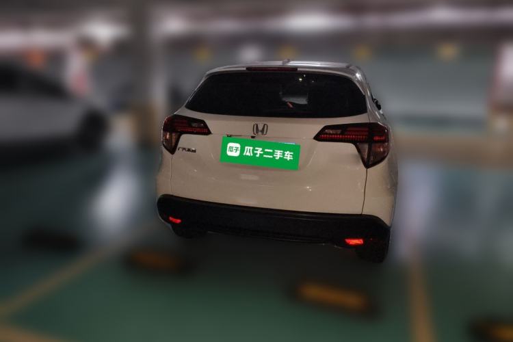 Used Honda Vezel 2017 1.8L CVT Front-Wheel Drive Pioneer Edition Rear