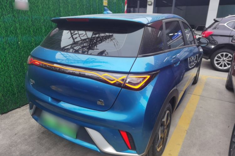 Used BYD Dolphin 2021 405 km Fashion Edition
