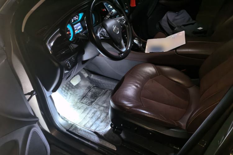 Used Buick Envision 2017 28T Four-Wheel Drive Elite Model