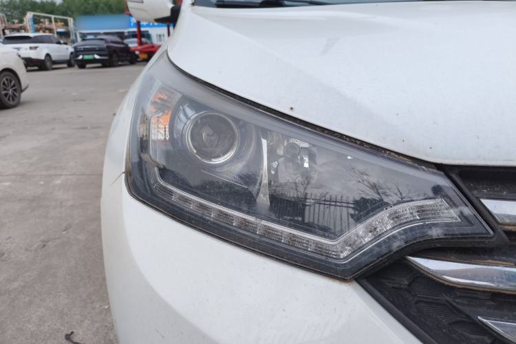 Used Dongfeng Aeolus AX7 2016 2.0L Automatic Zhiyue Trim Right Front Headlight