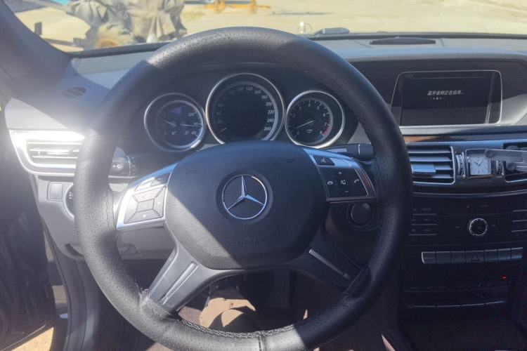 Used Mercedes-Benz E-Class 2015 Facelift E 200 L