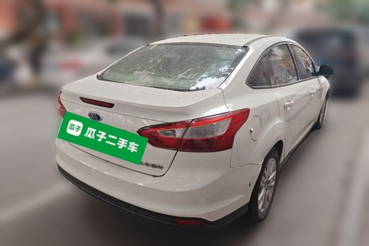 Used Ford Focus 2015 Sedan 1.6L Automatic Comfort Model
