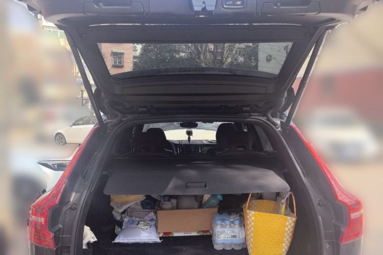 Used Volvo XC60 2024 B5 4x4 Smart Luxury Edition