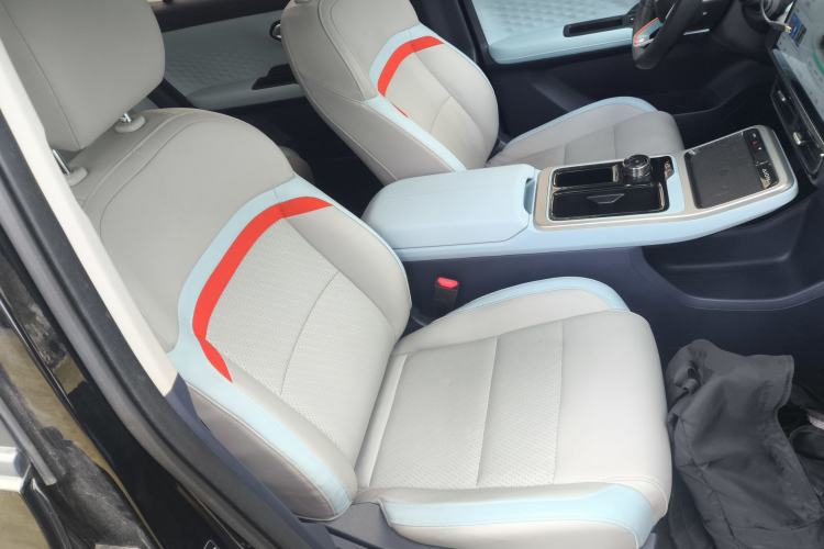 Used AION Y 2022 70 Tech Edition Lithium Iron Phosphate
