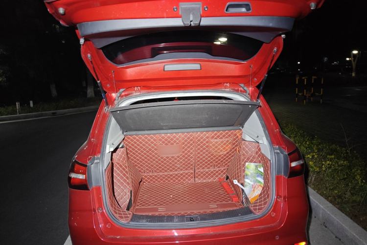 Used Roewe RX3 2018 1.6L CVT Flagship Edition Trunk