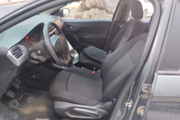 Used Citroen Elysee 2015 Zhishang Edition 1.6L Manual Fashion Model
