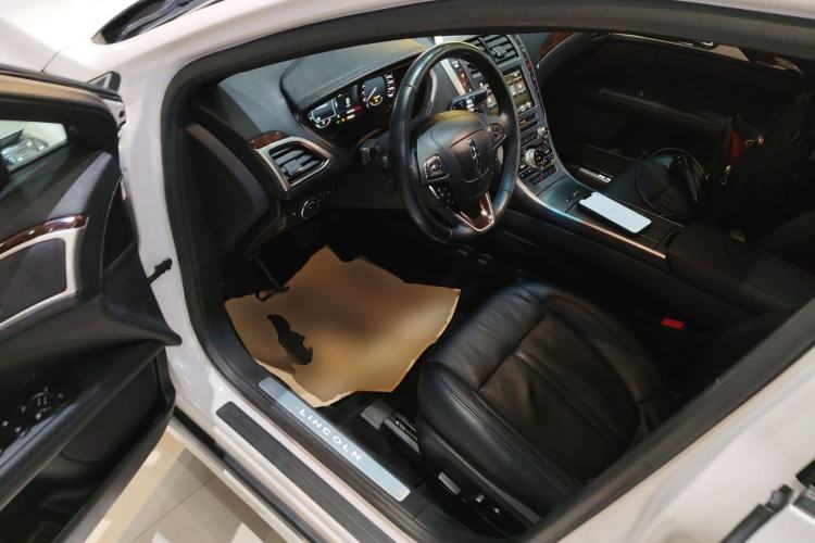 Used Lincoln MKZ 2017 2.0T Luxury Edition
