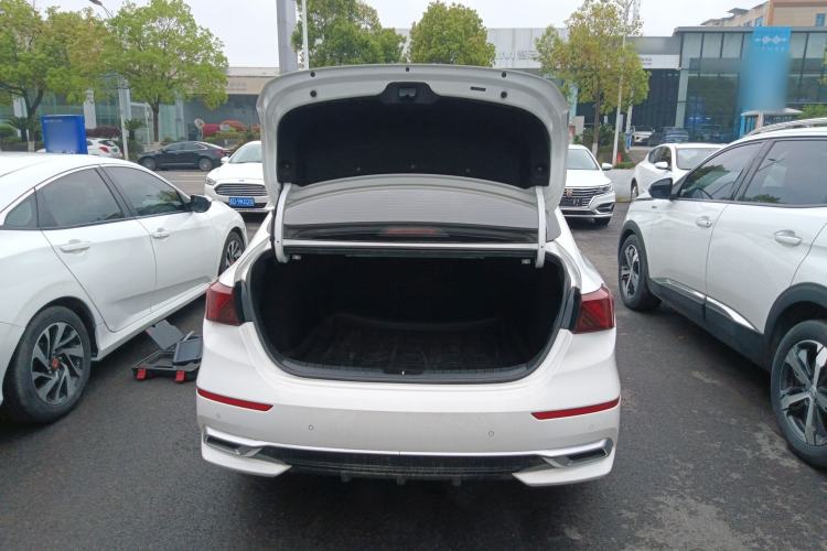 Used Kia K3 2021 Revised 1.5L CVT Fashion Edition Trunk