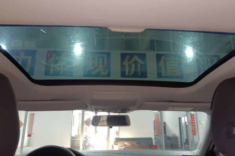 Used Volkswagen Lamando 2015 230TSI DSG Fashion Edition
