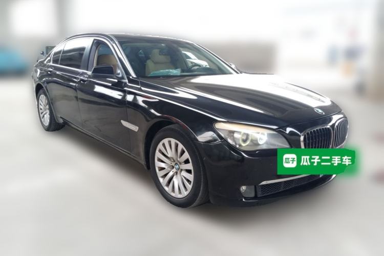 Used BMW 7 Series 2009 740Li Luxury Model Front Right 45 Deg