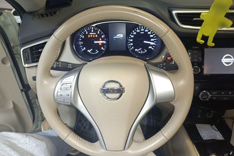 Used Nissan X-Trail 2014 2.0L CVT Comfort Edition 2WD Steering Wheel