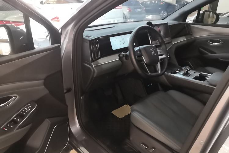 Used BYD Song L DM-i 2025 Intelligent Driving Version 112 km Leading Trim Driver Seat