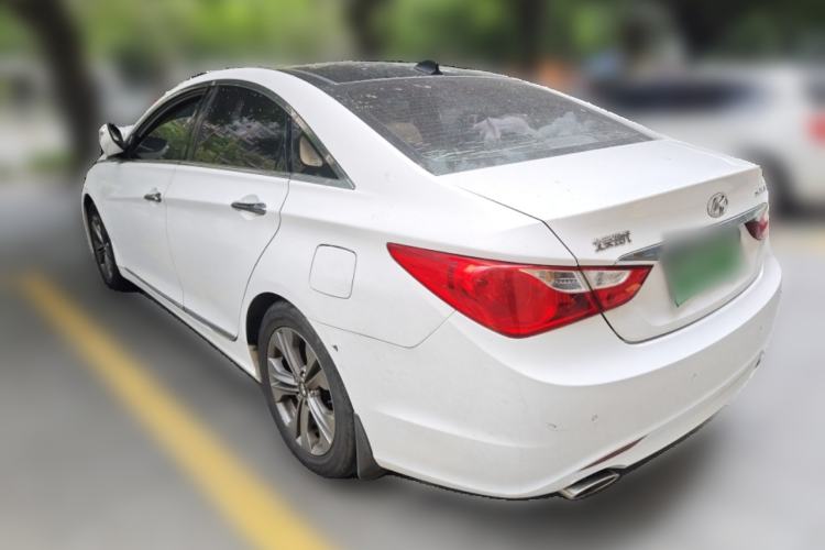 Used Hyundai Sonata 2014 2.0L Automatic Luxury Edition Rear Left 45 Deg