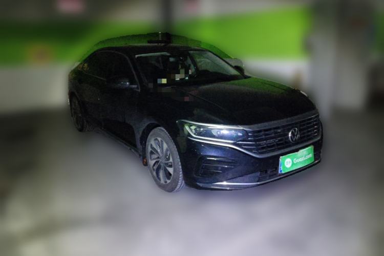 Used Volkswagen Passat 2022 280TSI Elite Edition Front Right 45 Deg