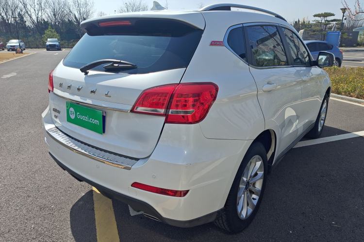 Used Haval H2 2017 Red-Label 1.5T Manual Two-Wheel-Drive Elite Model