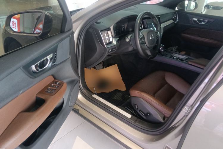 Used Volvo S60 2021 T4 Zhiyi Luxury Edition
