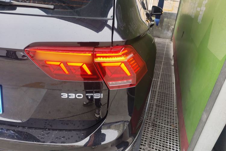 Used Volkswagen Tiguan L 2022 330TSI Automatic Two-Wheel Drive R-Line Enhanced Edition
