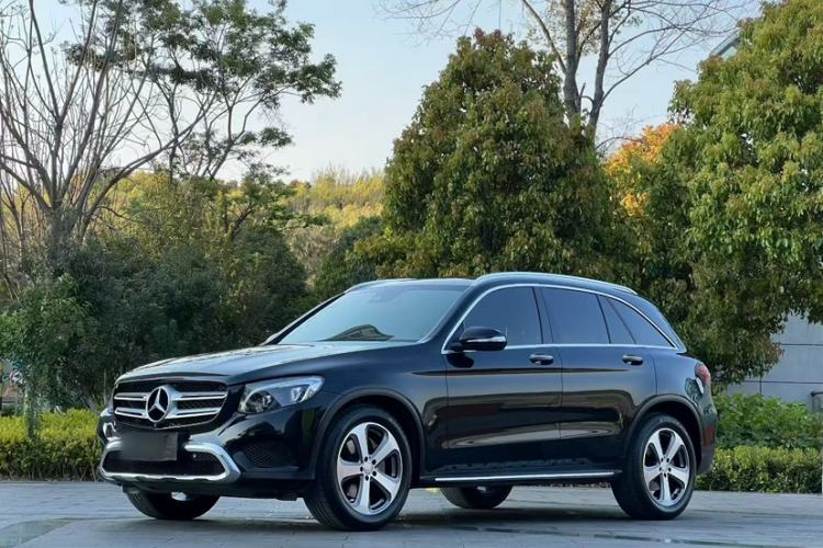 Used Mercedes-Benz GLC 2016 GLC 300 4MATIC Dynamic Model