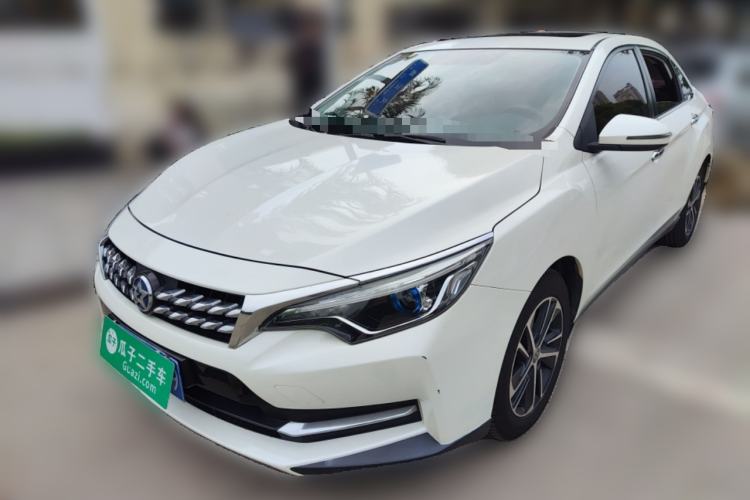 Used Venucia D60 2018 1.6L CVT Smart Connect Elite Edition