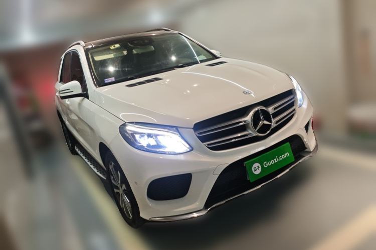 Used Mercedes-Benz GLE 2016 GLE 320 4MATIC Dynamic Edition Front Right 45 Deg