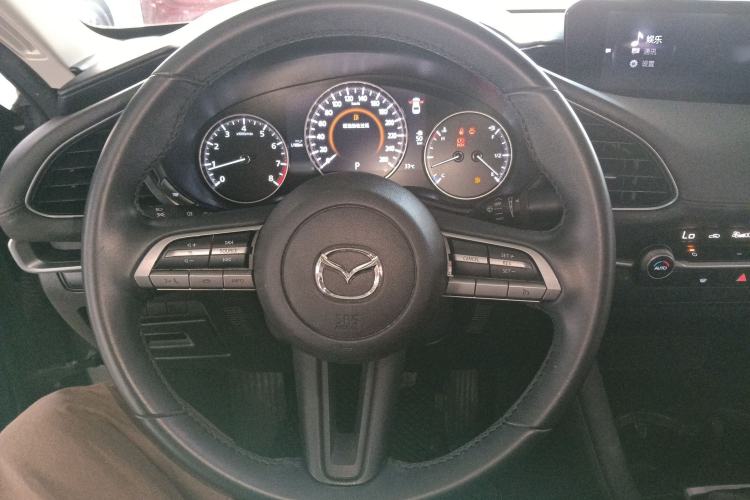 Used Mazda Mazda 3 Axela 2020 1.5L Automatic Luxury Version