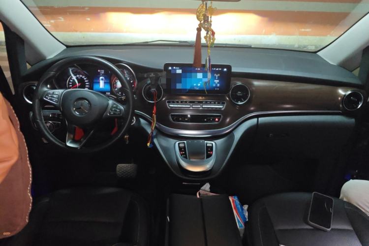 Used Mercedes-Benz V-Class 2021 V 260 Avantgarde Edition