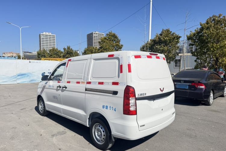 Used Wuling Hongguang V 2019 1.5L Base Window-Sealed Vehicle China VI LAR