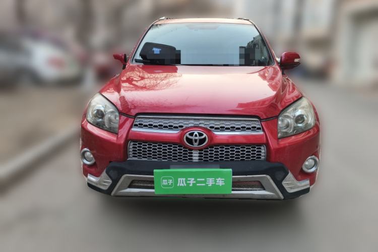 Used Toyota RAV4 2012 Luxurious Edition 2.0L Automatic All-Wheel Drive
