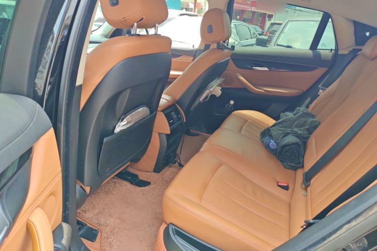 Used BMW X6  Left Rear Seat