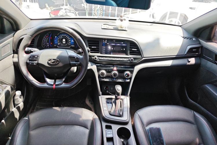 Used Hyundai Elantra (6th Generation / Lingdong) 2019 1.4T Dual-Clutch Xuan Dong · Dynamic Model