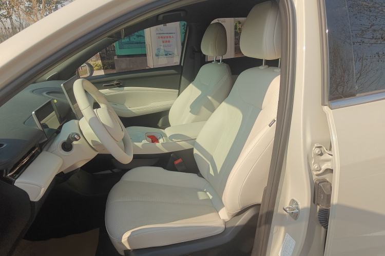 Used Baojun Yunhai 2024 140km Plug-in Hybrid Version