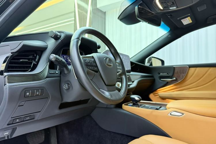 Used Lexus LS 2021 500h Excellence Edition