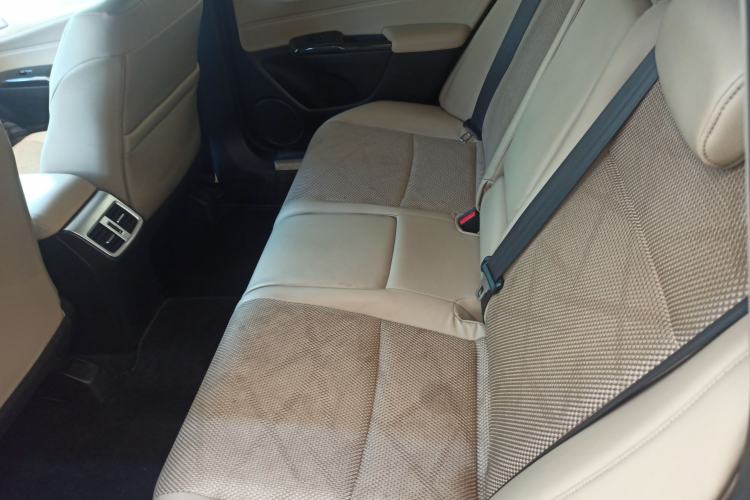 Used Honda Jade 2016 1.8L Automatic Comfort Elite Version 5 Seats
