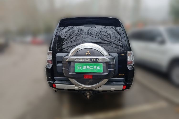 Used Mitsubishi Pajero (Import) 2015 3.0L Automatic Elite Overdrive Version China IV Standard