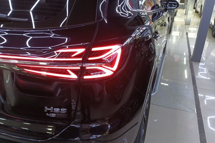 Used Hongqi HS5 2023 2.0T Qixiang Pro Edition
