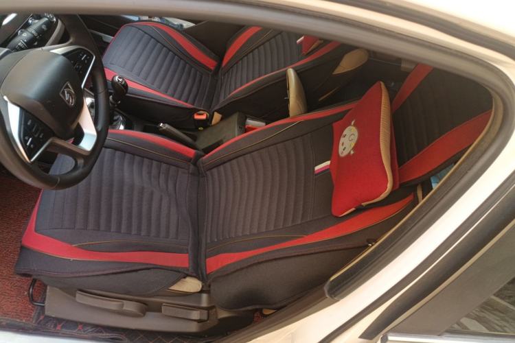 Used Baojun 310W 2017 1.5L Manual Fashion Model China V