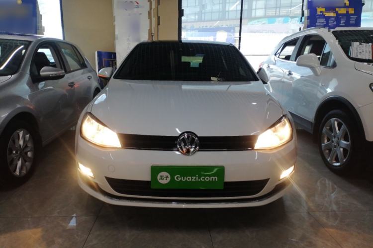 Used Volkswagen Golf 2016 230TSI Automatic Luxury Version
