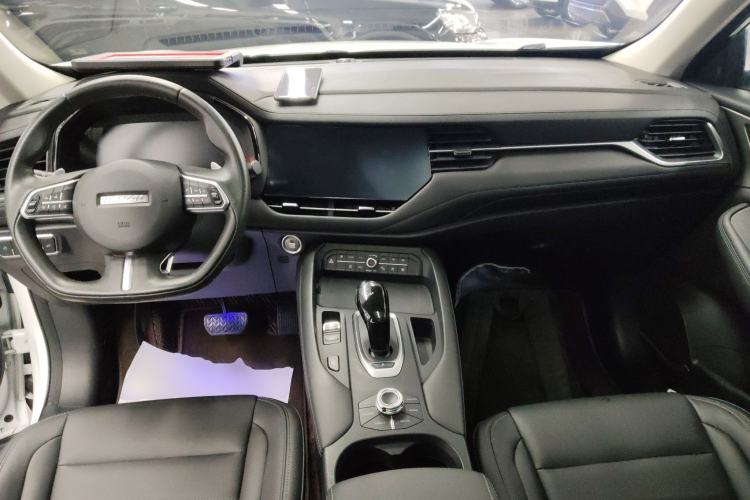 Used Haval F7 2019 2.0T Four-Wheel Drive iJoy China V Standard Center Console