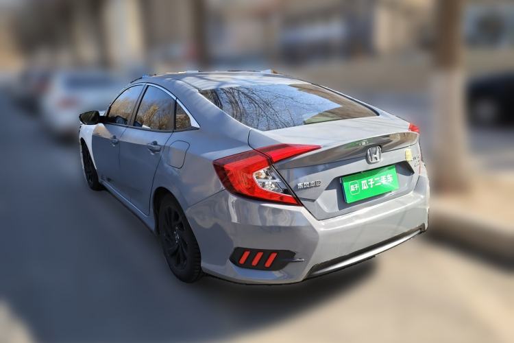 Used Honda Civic 2016 220TURBO CVT Luxury Edition
