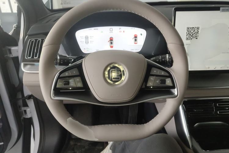 Used BYD Tang New Energy 2025 Intelligent Driving Version DM-i 115KM Flagship Edition Steering Wheel